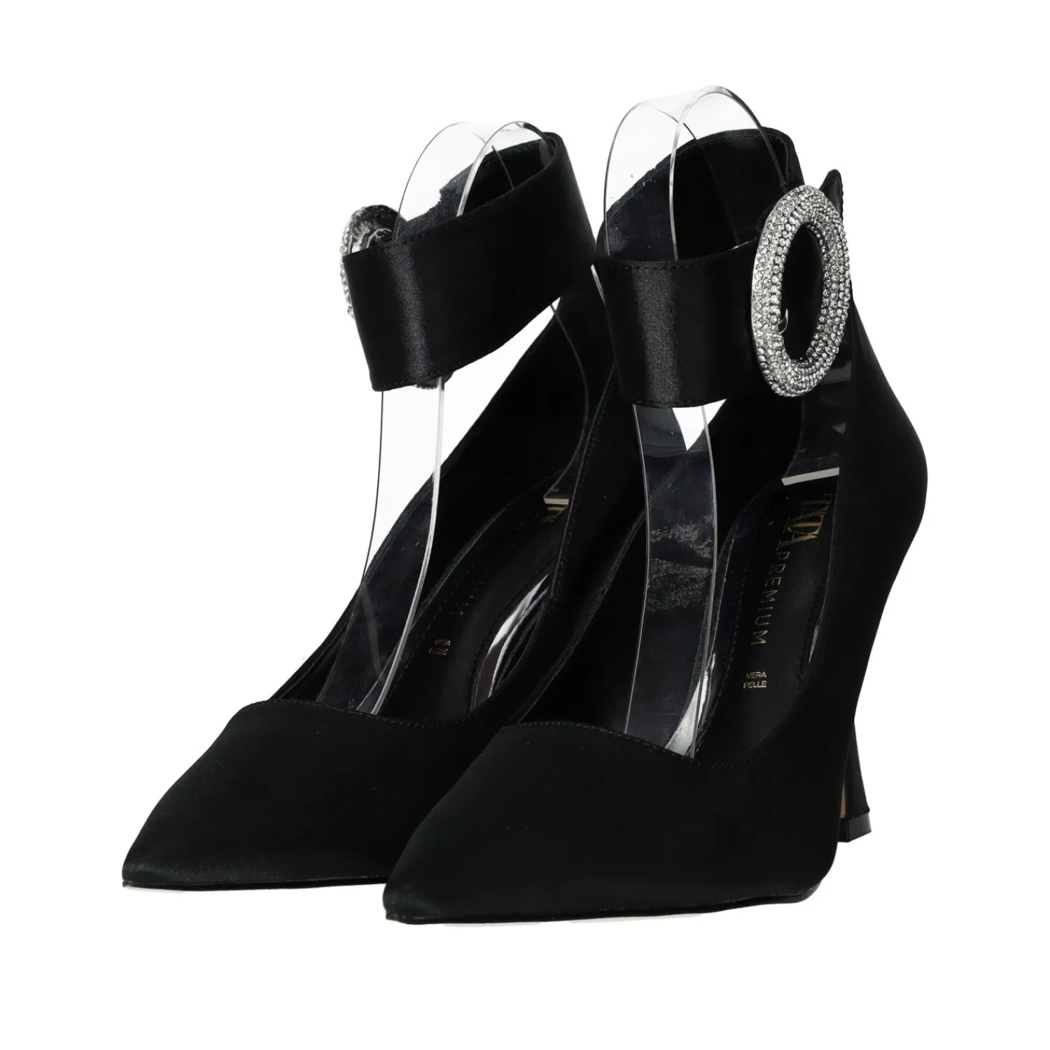 Tata Italia Décolleté con fibbia in giiello.Tacco alto 10cm Nero Outlet