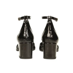 Tata Italia Décolleté in vernice a punta quadrata. Made in Italy. Tacco alto 5.5cm Outlet