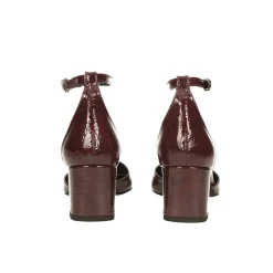 Tata Italia Décolleté in vernice a punta quadrata. Made in Italy. Tacco alto 5.5cm Outlet