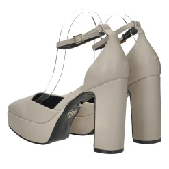 Tata Italia Décolleté in vernice con cinturino. Tacco alto 10cm Outlet