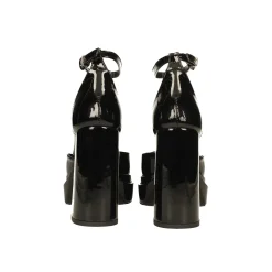 Tata Italia Décolleté in vernice con doppio plateau. Made in Italy. Tacco alto 11cm New