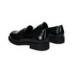 Tata Italia Mocassini con tacco. Tacco alto 3cm Nero Outlet