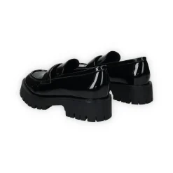Tata Italia Mocassini in vernice Nero Sale