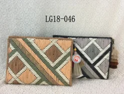 Tata Italia Pochette in paglia intrecciata con motivi geometrici New