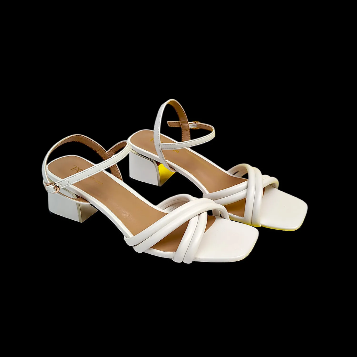 Tata Italia Sandali con fascia tubolare intrecciata. Tacco alto 6cm