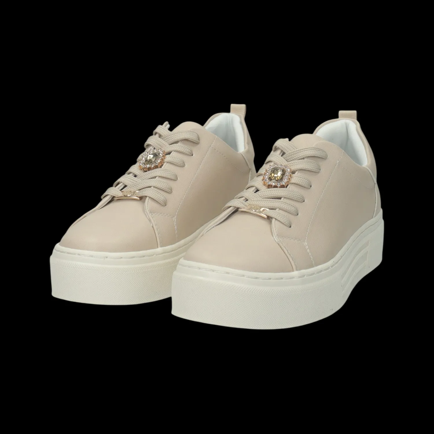 Tata Italia Sneakers con dettaglio in gioiello.Tacco alto 4 cm New